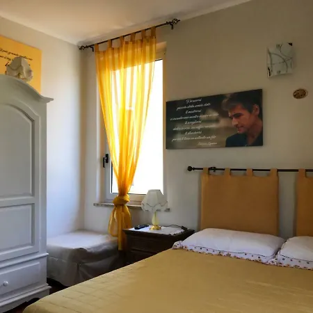 Centralhouse Spolète Extérieur photo